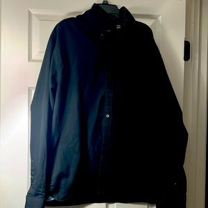 Men’s black shirt